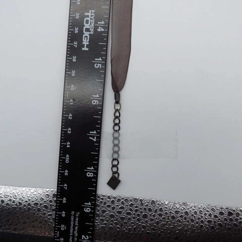 Ожерелье с подвеской в виде медальона Nine West со стразами коричневое 16 дюймов - Изображение 4 из 4