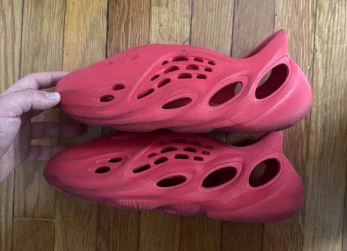 Size 10 - adidas Yeezy Foam Runner Vermillion