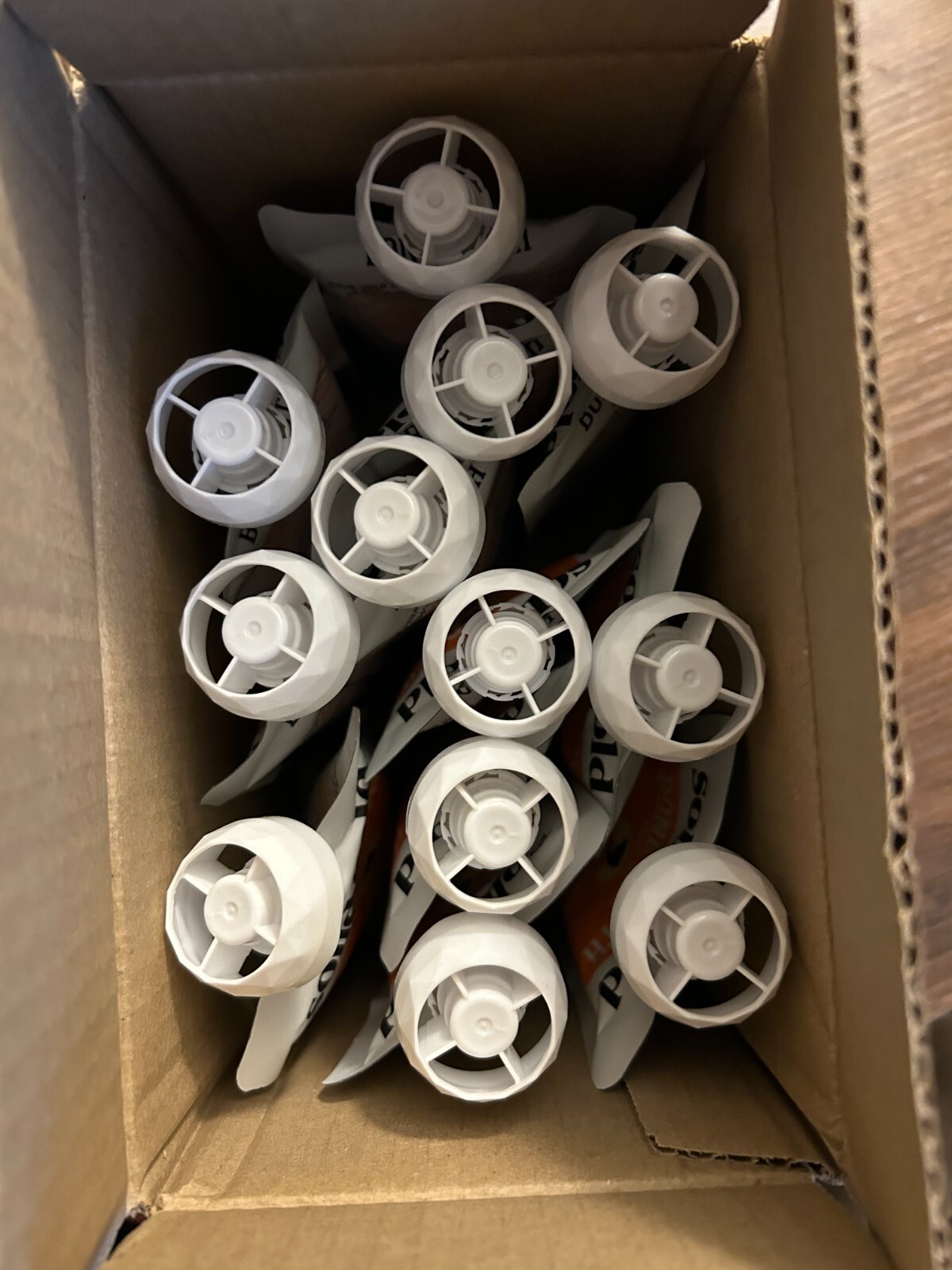 Solid Gold Bone Broth Meal Topper Cats Gut health 3 oz 12 CT Salmon