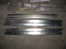 Accuride 4032-28D 28" Drawer Slides, Progressive Movement, Full Extension, Rail