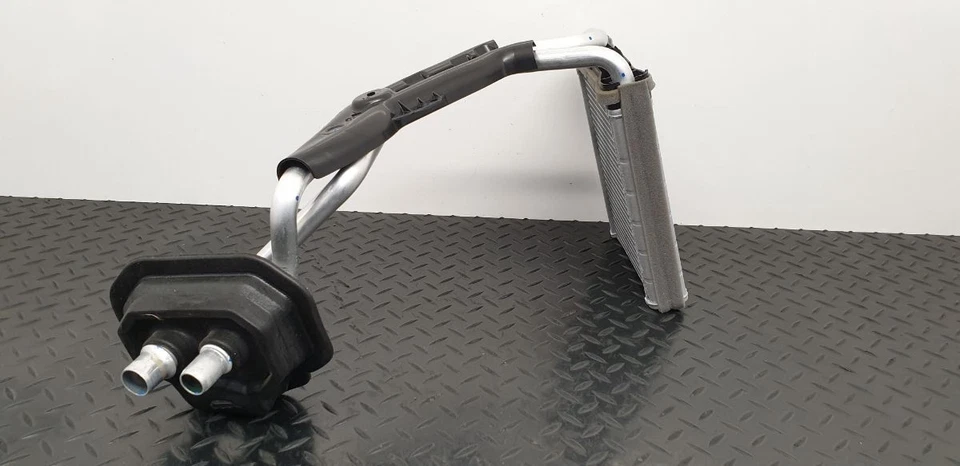 Ford Puma MK1 (BX726) 2024 Air Conditioning Evaporator Assembly 2393444 - Image 2 of 4