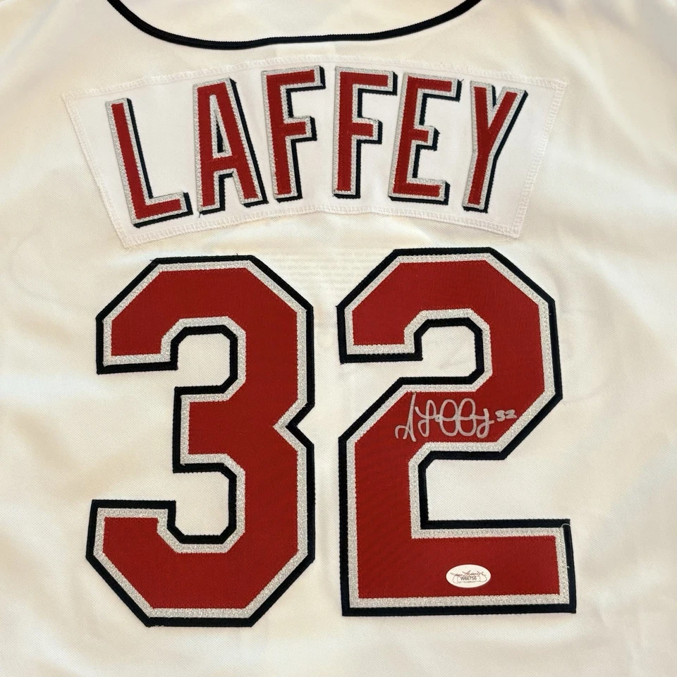 Camiseta de béisbol majestuosa XL autografiada por Aaron Laffey Cleveland Indians XL con certificado de autenticidad Foto 3 de 4
