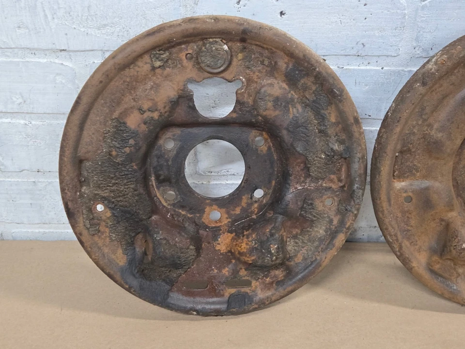 Placas de respaldo de freno de fábrica AMC 20 10" JEEP CJ 1979-86 -- CJ5 CJ7 CJ8 Foto 2 de 4