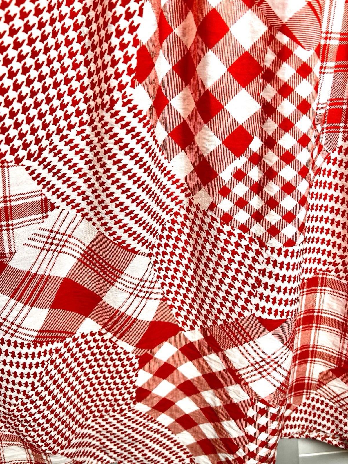 See And Be Seen Gingham Patchwork Embroidered Flo… - image 4