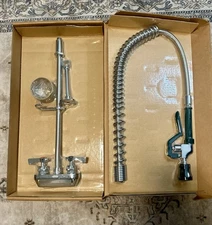 KROWNE 17-124WL Royal Series 4” Center Wall Mount Pre-Rinse w/Brackets&Mount Kit