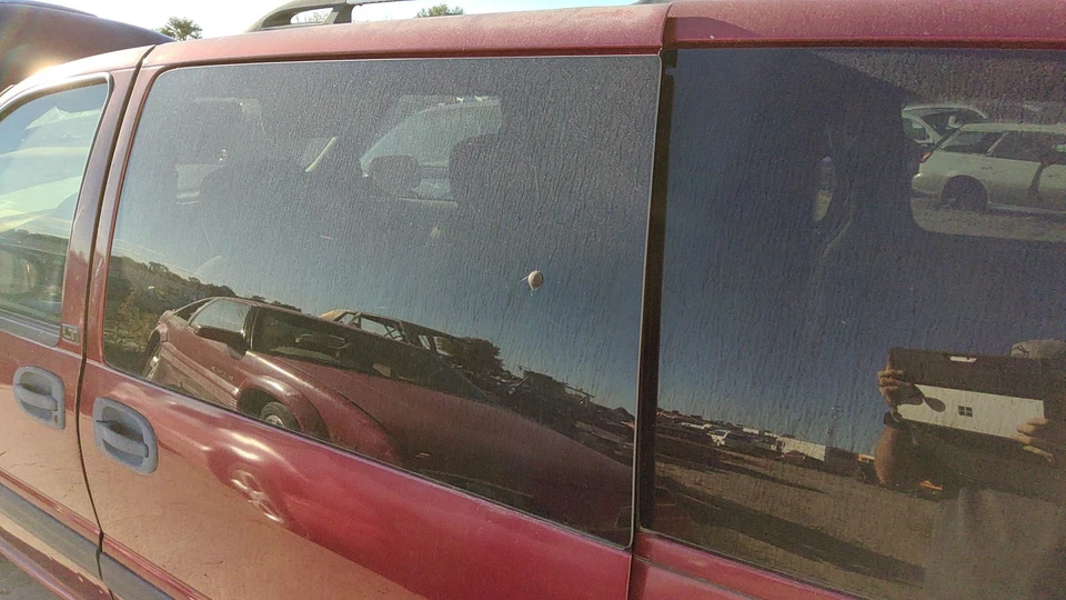 1997 - 2005 雪佛兰冒险发球杆左后侧窗门玻璃 Oem 后 120 Wb — 第 2/2 张图片