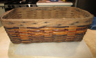 Antique  rectangular woven wood splint basket with a thick, steam bent rim RARE — photo 1