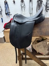 ALBION SLK Black Dressage Saddle in excellent condition