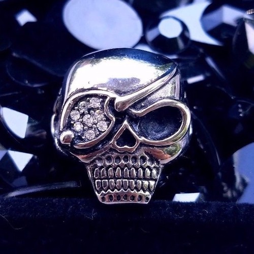 Men's 316L Surgical Stainless Steel White Crystal Patch Skull Biker Ring - Picture 2 of 4