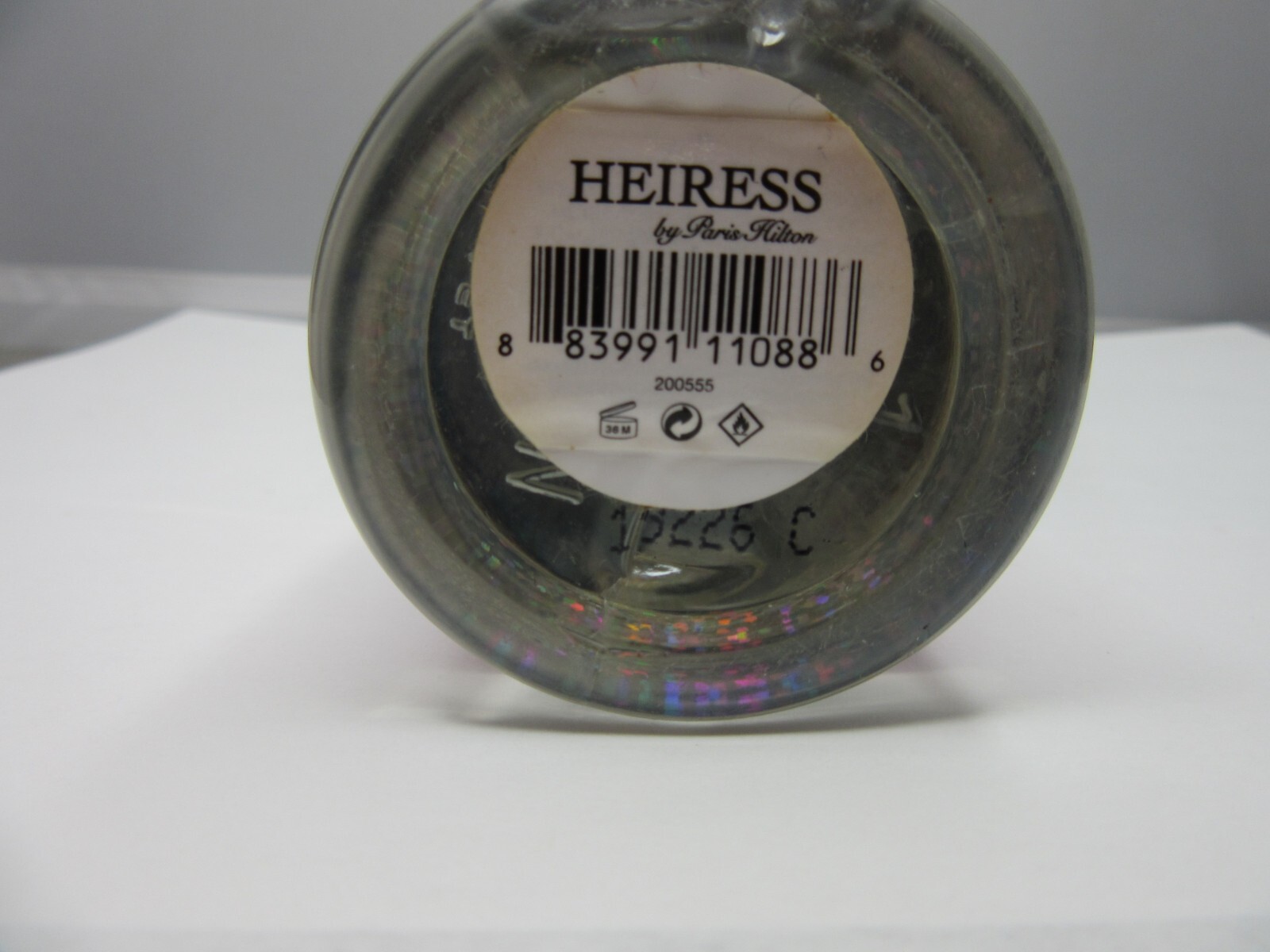 HEIRESS Paris Hilton Perfume 8.0 Oz 236 ml Fragrance Body Mist Spray Women NEW