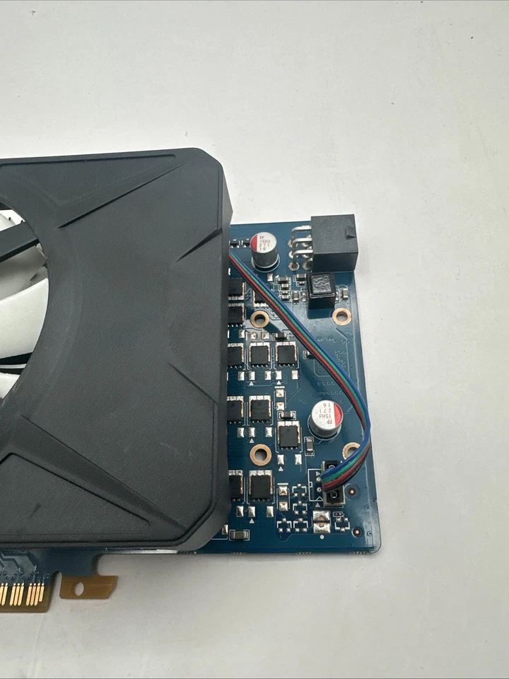 PNY Tech Nvidia GTX 550 Ti GDDR5 1GB PCIe Graphics Card - Image 4 of 4