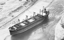 BANNER POSTCARDS      The     MALTESE     FREIGHTER     ELDIA