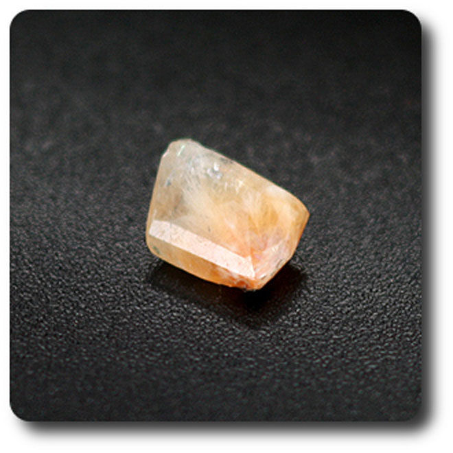 Heulandite cristal naturel Inde 0.22 cts, pierre de collection minéralogie clarté VS