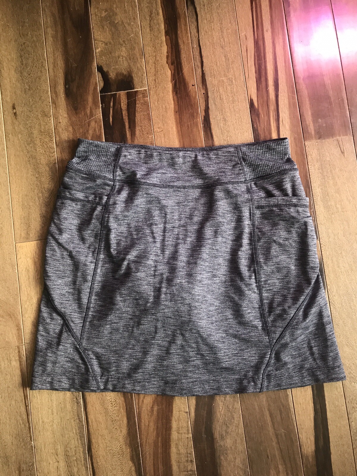 Athleta Heather Black Excursion Skort M EUC - image 6