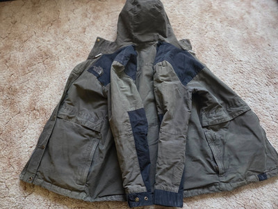 The North Face Parka (Mountain Jacket) Gr.M-Khaki/Schwarz