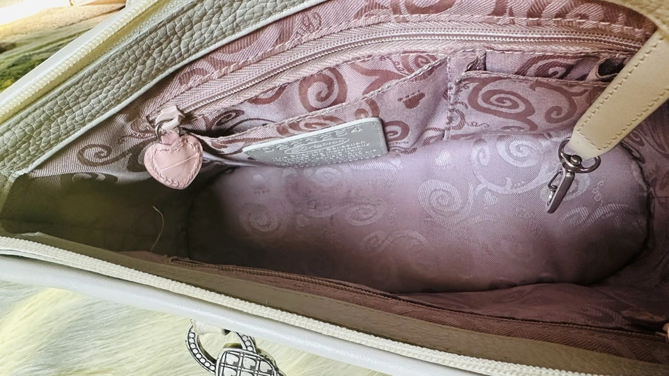 Bolsa tote satchel de couro BRIGHTON FRESCA Colored HEARTS, corações pastel - Imagem 4 de 4