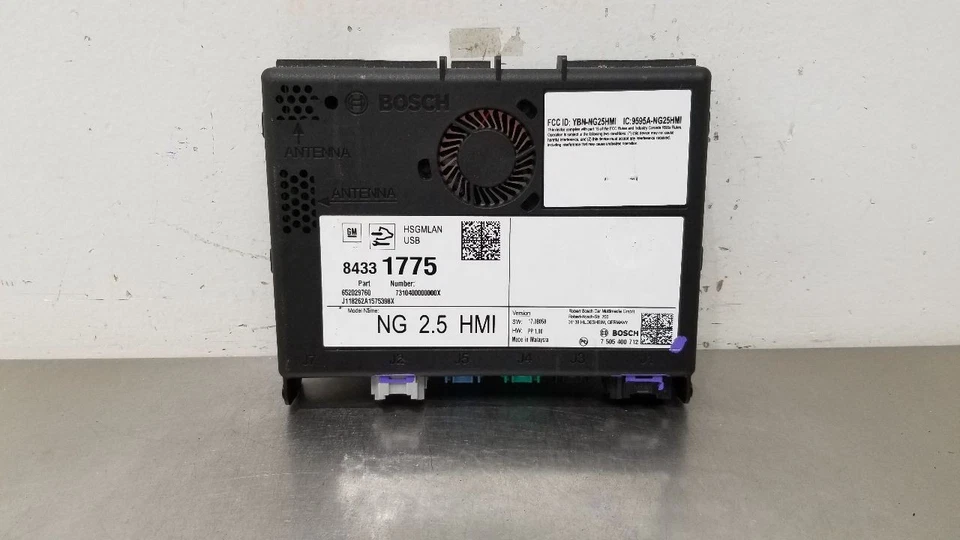 MÓDULO DE CONTROL DE INTERFAZ HOMBRE MÁQUINA CHEVY SILVERADO 1500 18 84331775 Foto 3 de 4