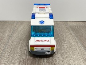 Lego 4431 City Ambulance Set With Minifigures - 100% Complete Retired