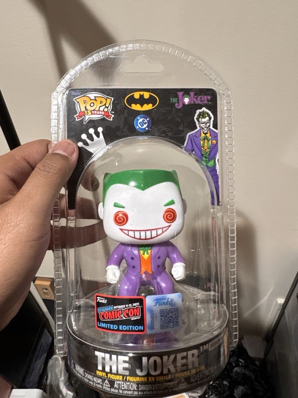 Funko Pop! DC The Joker Vinyl Figure NYCC Exclusive Limited Edition