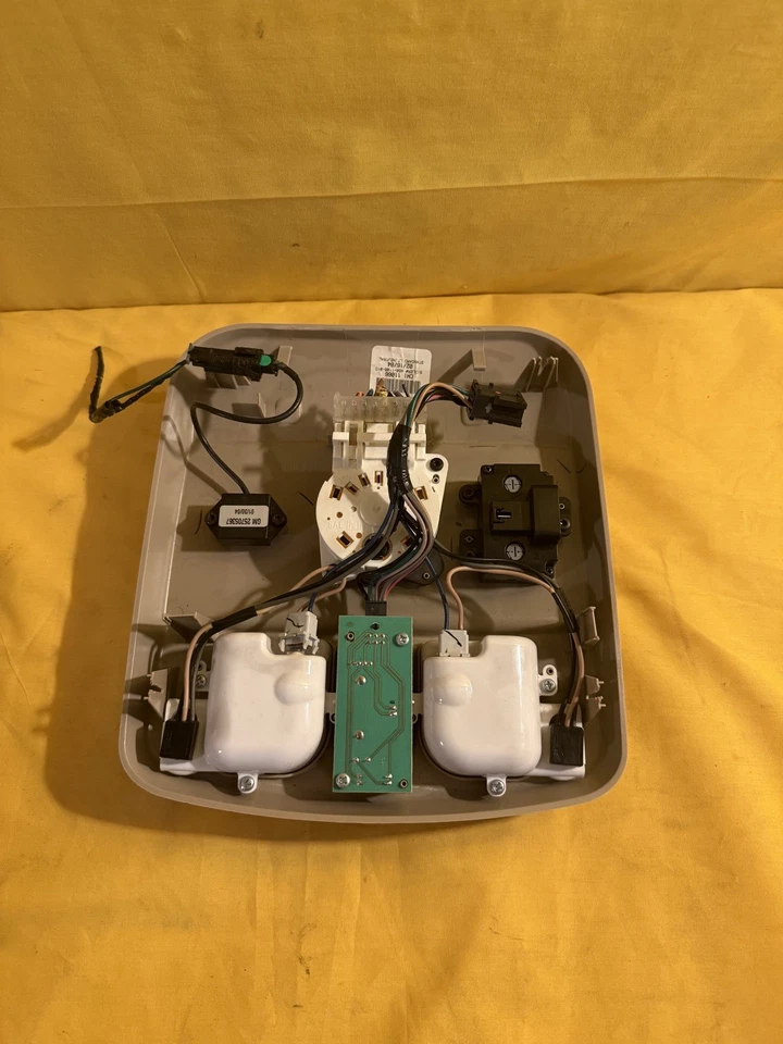 Cadillac SRX 2004-2006 luz de cúpula delantera ventilador auxiliar limpiaparabrisas regulador interruptor OEM Foto 2 de 2