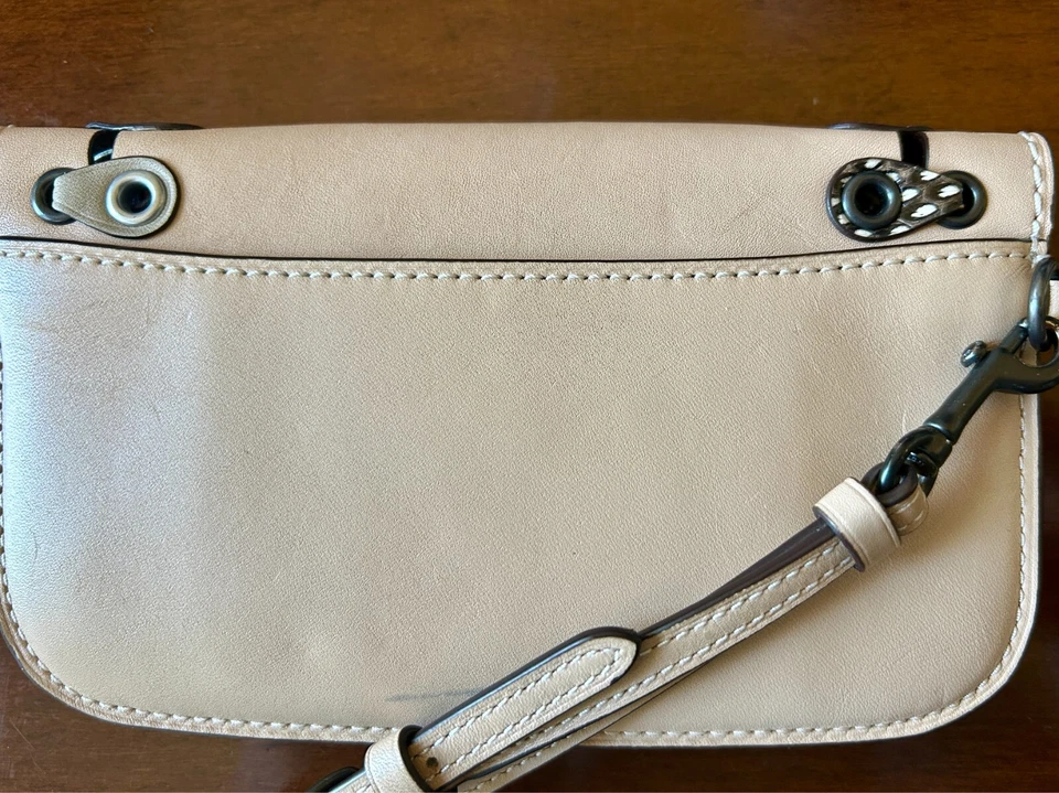 COACH 1941 Glovetanned Exotic Link 离合器 20167 山毛榉木皮革 — 第 4/4 张图片