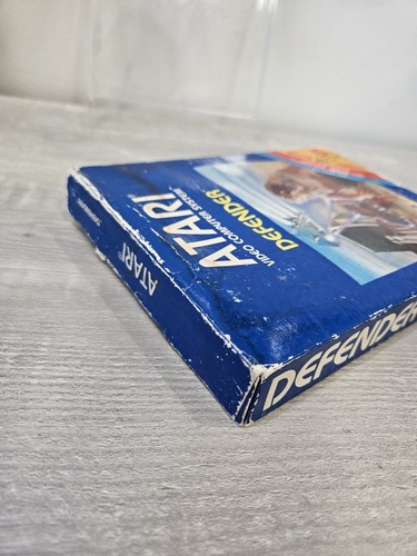 Boxed Atari 2600 game Defender NEW And SEALED Imperfect Box 1982 Dc Comics - Picture 3 of 7