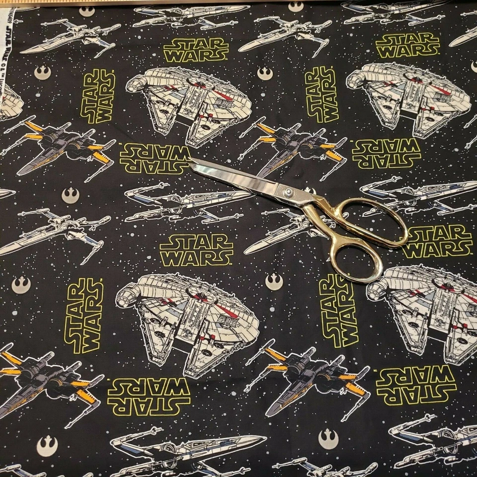 Star Wars Millennium Falcon Tie Fighter Pilot 100% tela de algodón, Fat Quarter Foto 2 de 4