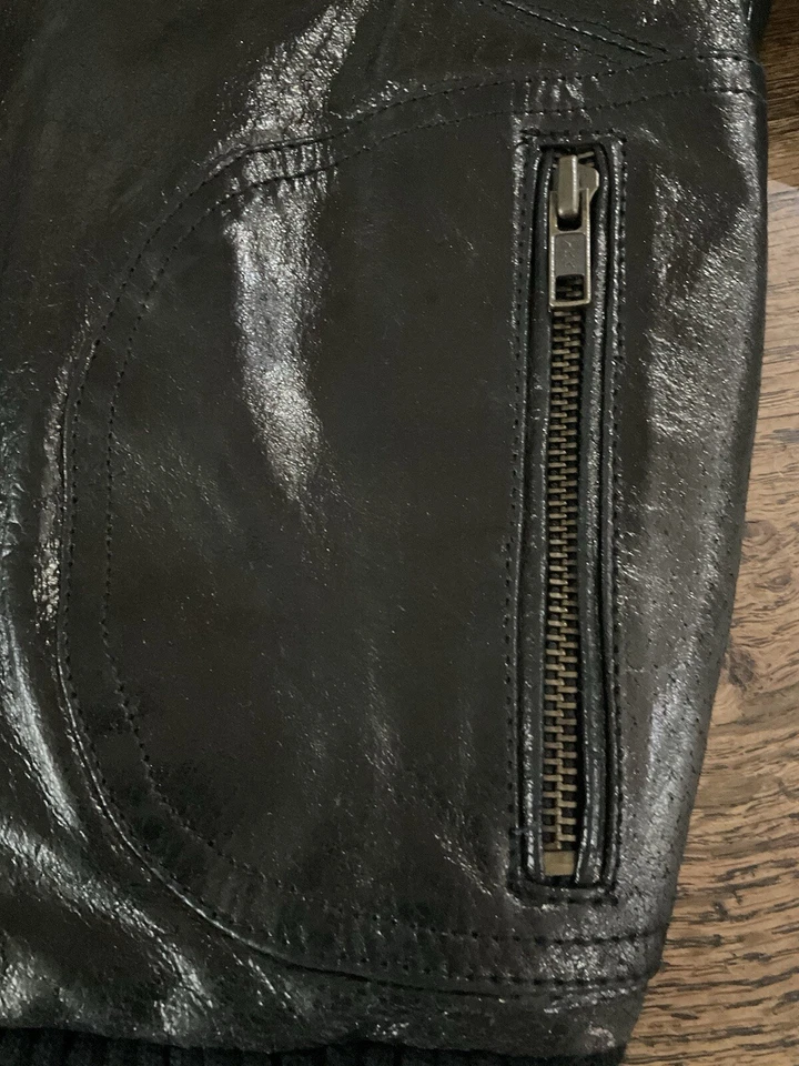 Vintage Black Leather Bomber Jacket Size 10 - Image 3 of 4