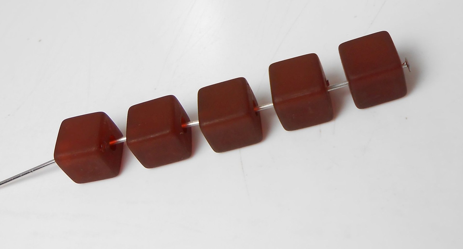 BRAUN / Acryl WÜRFEL Kunststoff 8x8 mm MATT 10 Stück / Würfel Schmuck ...