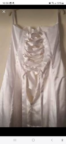 wedding dress size 12 - Picture 3 of 8