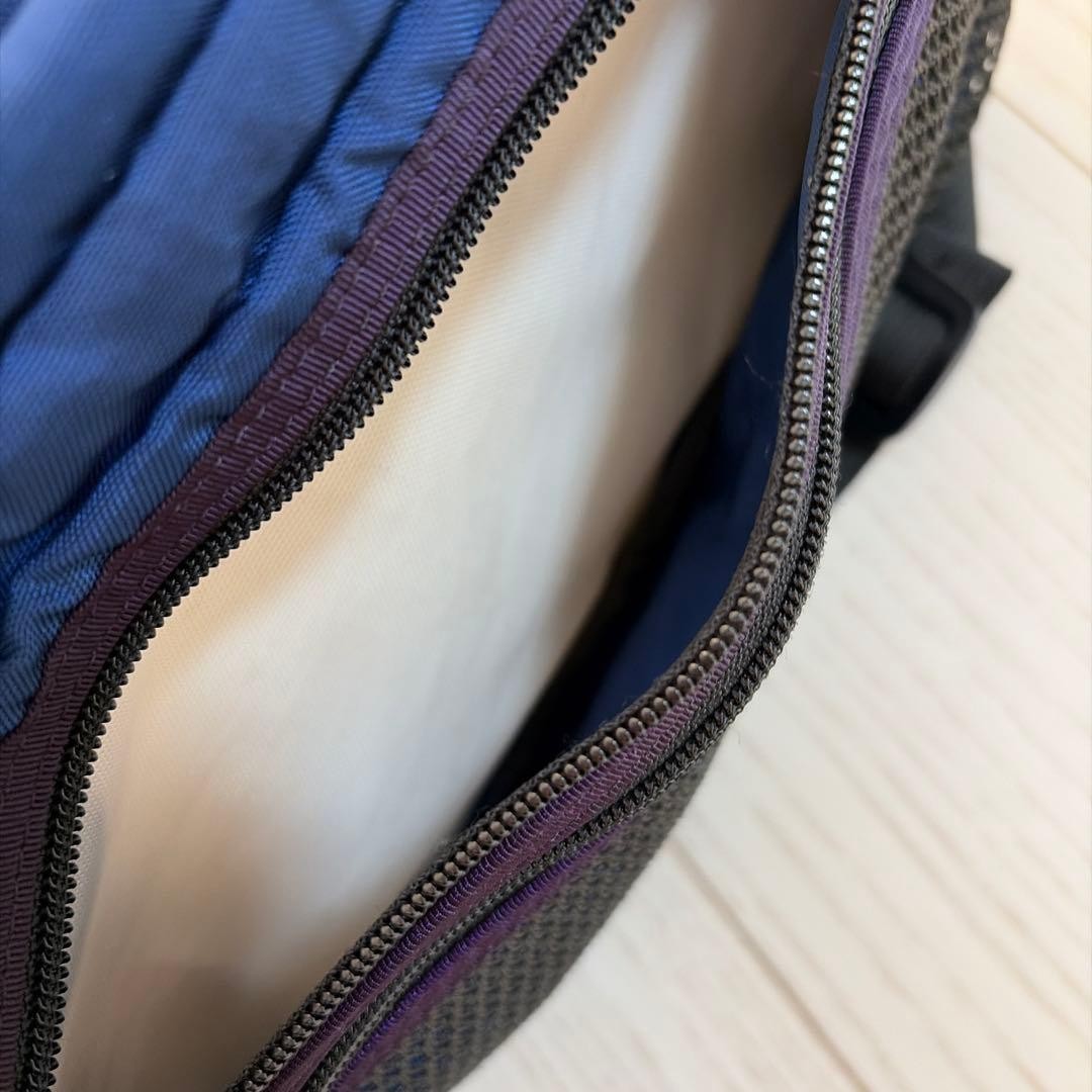 Patagonia Vintage USA Nylon Hip Chest Bag Crossbody Blue Purple Unused Near Mint thumbnail 4