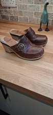 Clarks Brown Leather Vintage 90s Clogs Size 4.5