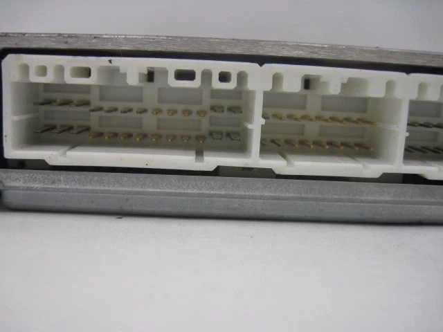 ECU ECM COMPUTER Toyota Corolla 2000 00 Auto Fed 3spd 8966102682 828703 - Изображение 3 из 4