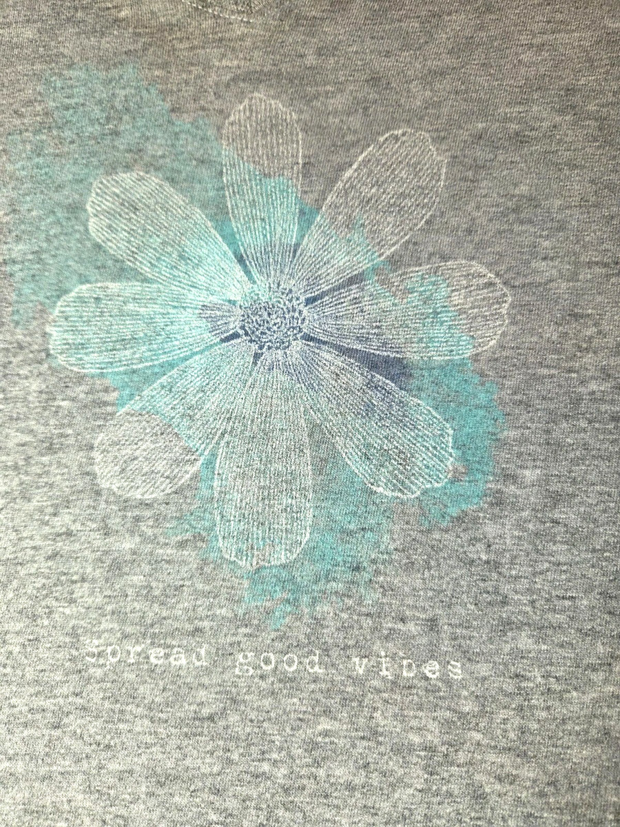Life is Good SMALL S Graphic Grey Tee T-shirt DAISY Flower Spread Good Vibes View 2