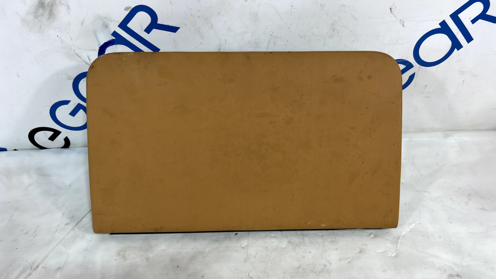2011 ASTON MARTIN VANTAGE RIGHT DASHBOARD GLOVE BOX DOOR 6G33-C06010-AAW OEM