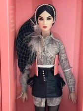 FASHION ROYALTY NU FACE UNKNOWN SOURCE LILITH COMPLETE NRFB 12" DOLL