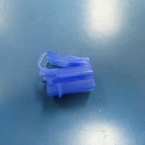 YAZAKI 7123-6122-90 Qty of 100 per Lot Automotive Connectors CONN