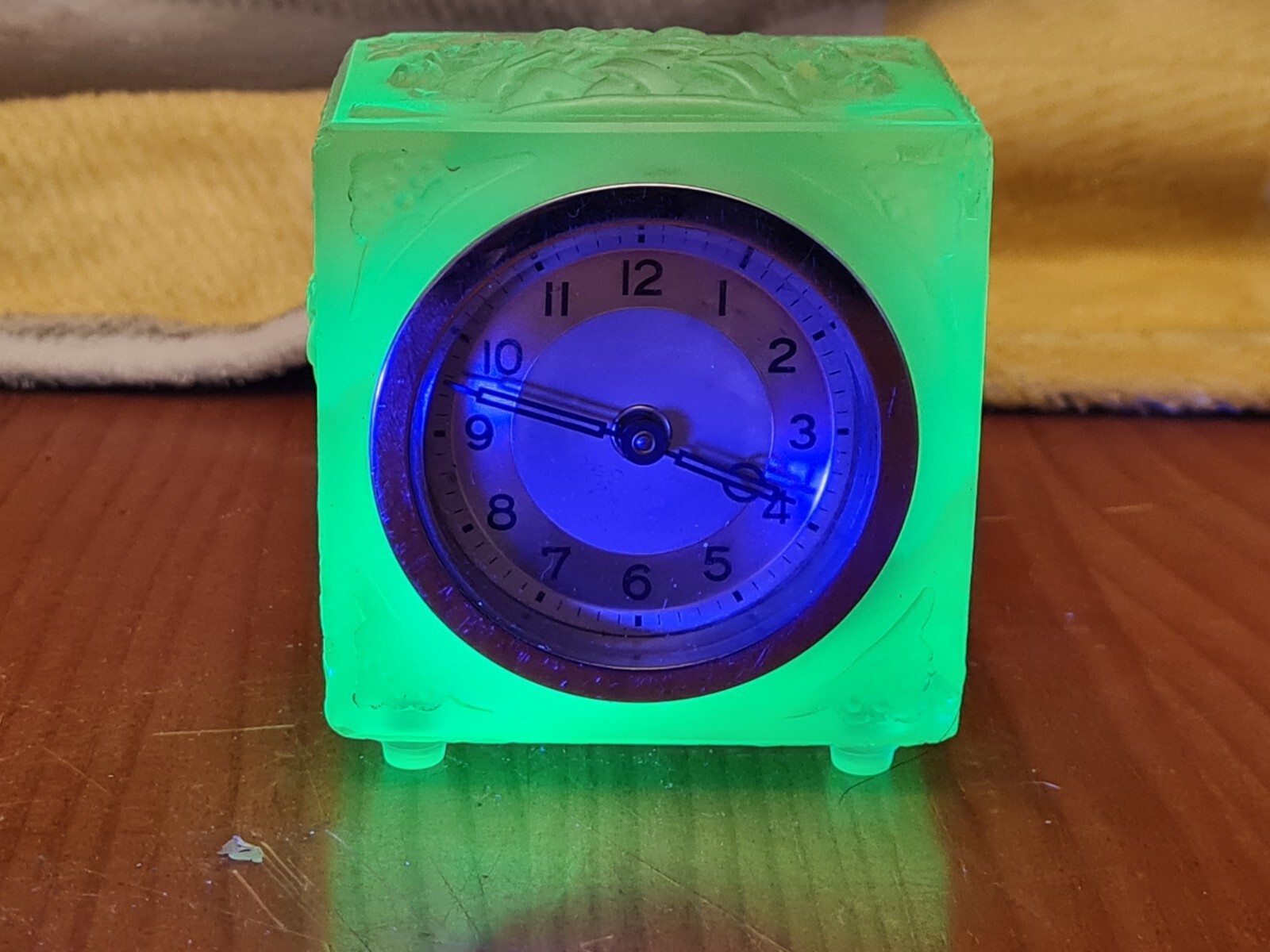 HEINRICH HOFFMAN GREEN URANIUM CHERUB BEDROOM CLOCK IN WORKING ORDER