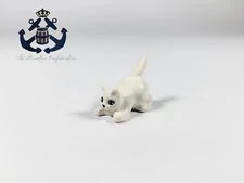 LEGO Minifigure White Cat Crouching Black Eyes 6251px1 For 10185, 10173, 10199