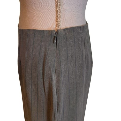 Metrostyle Stretch Gray Pinstriped 2 Piece Suit Skirt Set Size 6 Career Office - Picture 11 of 16