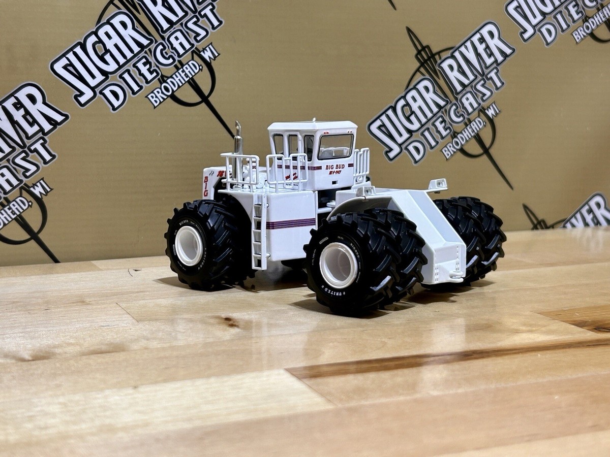 1/64 Dcp Big Bud 16V-747 Silver Series Detroit 1100 HP Tour