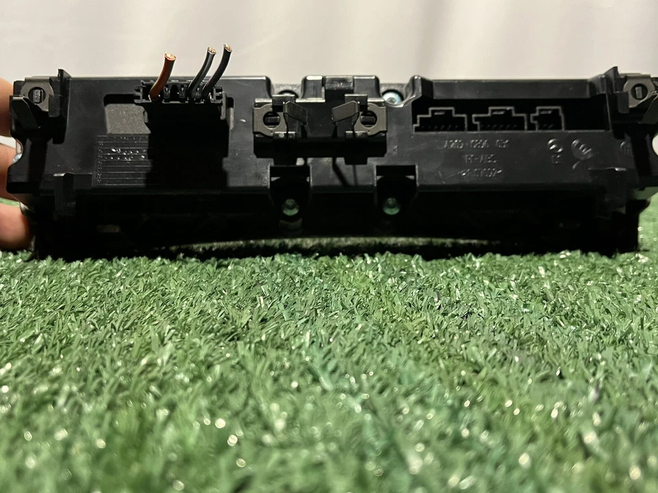 ✅ Interruptor de controle do painel central Mercedes-Benz CLK500 A2096890031 2003-2009 FABRICANTE DE EQUIPAMENTO ORIGINAL - Imagem 3 de 3