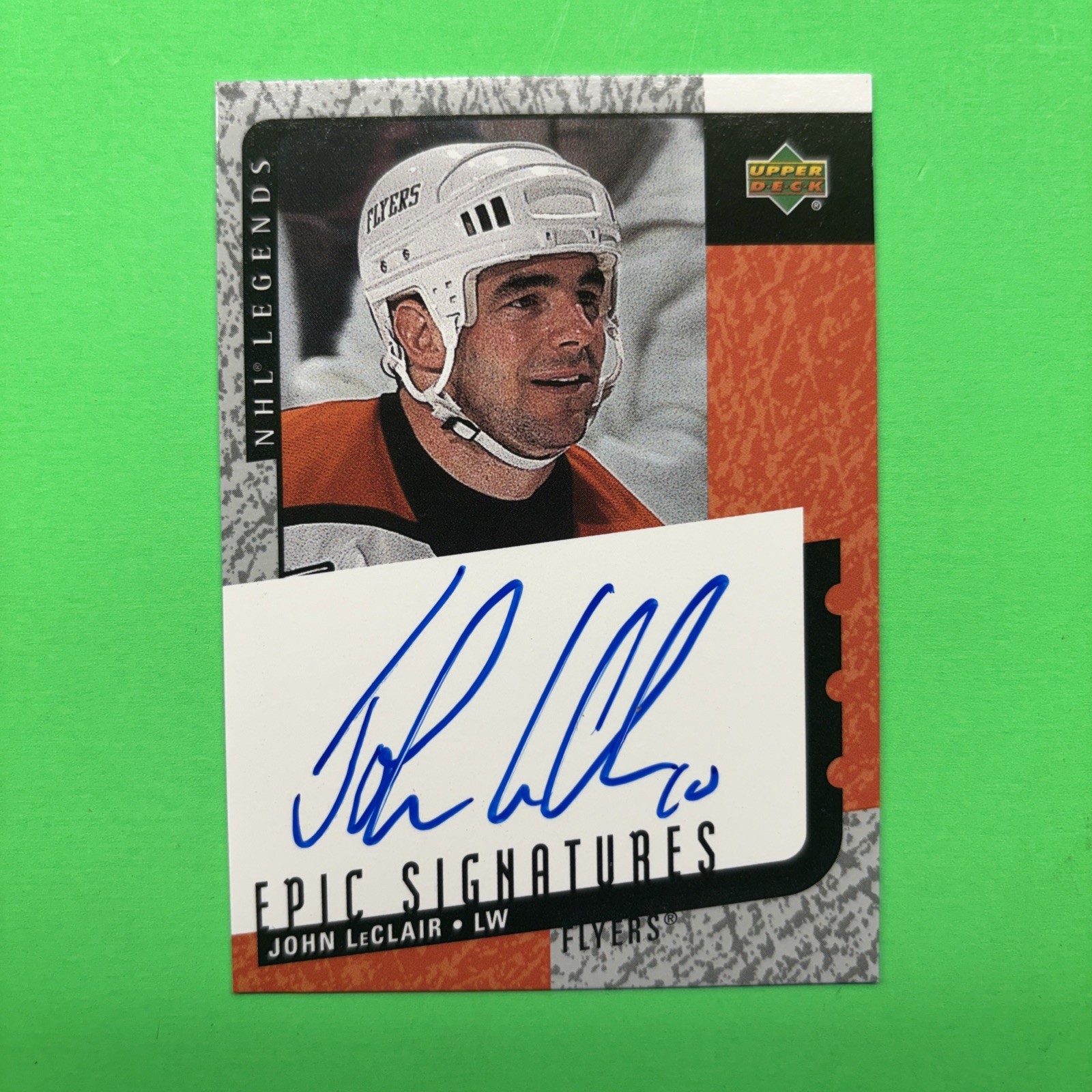 2000-01 Upper Deck Legends - Epic Signatures John LeClair #JL (AU)