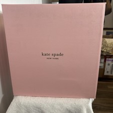 $300 Kate Spade New York 16 piece set