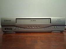 **Emerson EWV404 VCR 19 Micron Head DA-4 Head VCR VHS HQ No Remote Working