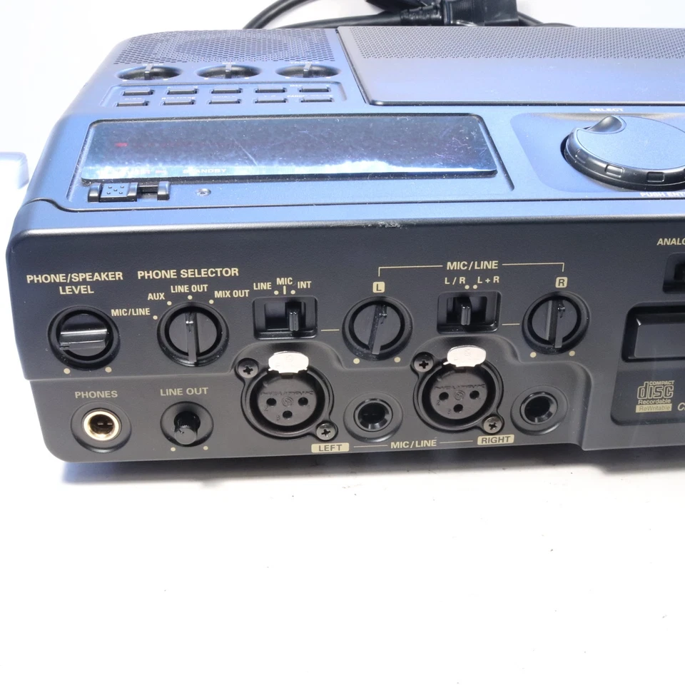 Marantz CDR300/U1B Professional CD Recorder / Player with Remote Control & Cord - Image 2 of 4