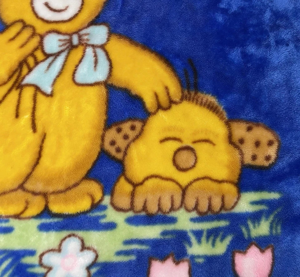 Vintage Blue Bear Balloon Mink Fleece Baby Blanket Puppy Dog - Image 4 of 4