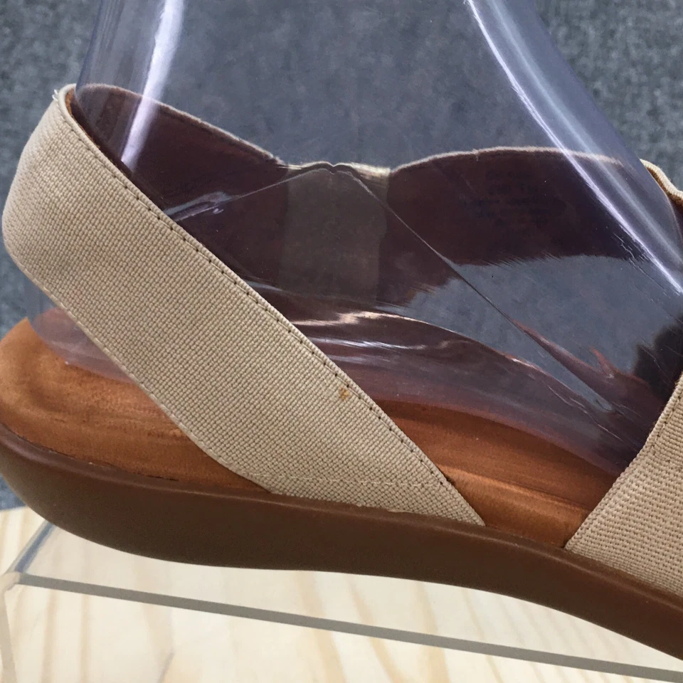 Sandalia Gentle Souls para mujer 7M marrón Get Goin con tiras punta abierta sin cordones informal Foto 3 de 4