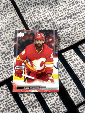 2022-23 Upper Deck Series 1 Hockey Oliver Kylington Flames Defence - 1 Card