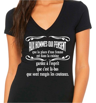 damen t-shirt. Eine Frau in der Küche Messer auch Männer Achtung